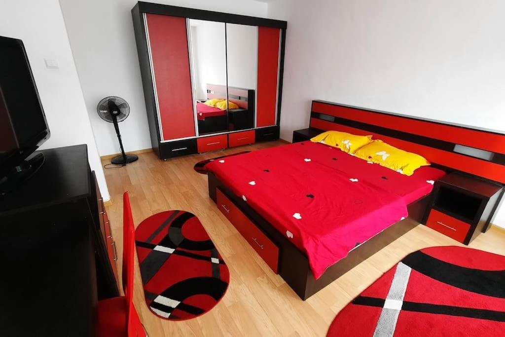 Modern Semi-Central 1 Bedroom Apartment, 3 Parks Nearby Bükreş Dış mekan fotoğraf
