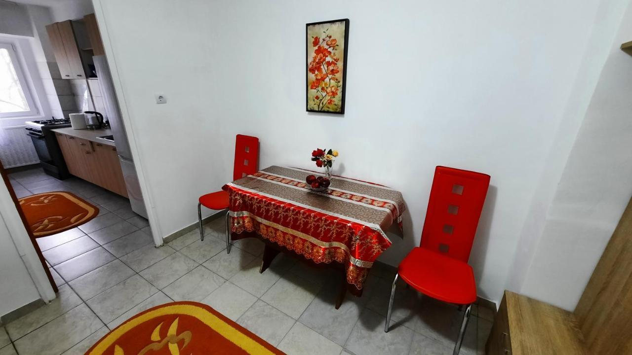 Modern Semi-Central 1 Bedroom Apartment, 3 Parks Nearby Bükreş Dış mekan fotoğraf
