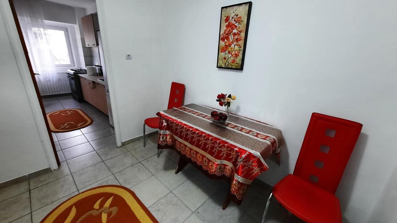 Modern Semi-Central 1 Bedroom Apartment, 3 Parks Nearby Bükreş Dış mekan fotoğraf