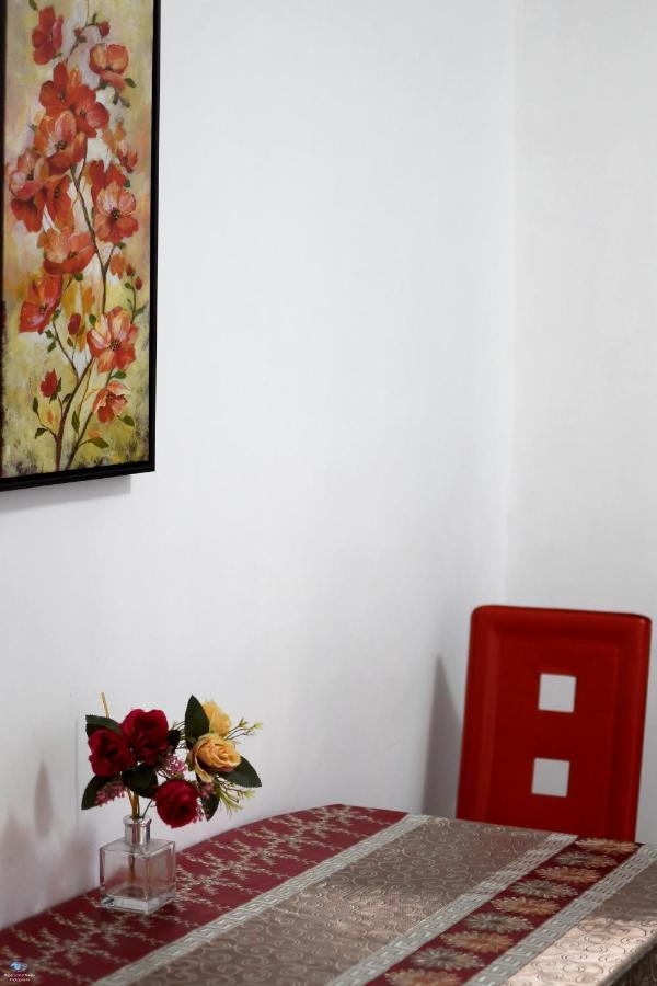 Modern Semi-Central 1 Bedroom Apartment, 3 Parks Nearby Bükreş Dış mekan fotoğraf
